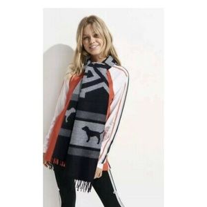 Victoria’s Secret Pink Fuzzy Soft  Stadium Scarf